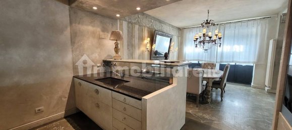 Квартира с 2 спальнями в Пьетрасанта, Италия № 79554 11