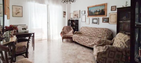4 Schlafzimmer Wohnung in Bari, Italy, Nr. 321911 6