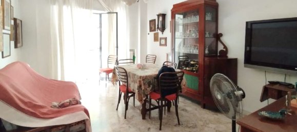 4 Schlafzimmer Wohnung in Bari, Italy, Nr. 321911 7