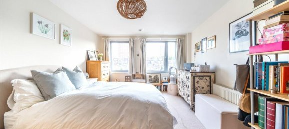 1 bedroom Apartment in London, United Kingdom No. 12235 7