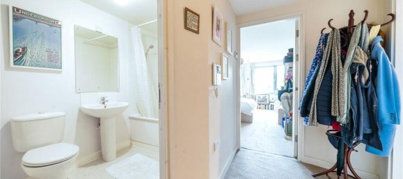 1 bedroom Apartment in London, United Kingdom No. 12235 3