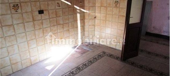 Квартира с 2 спальнями в Специя, Италия № 101322 4