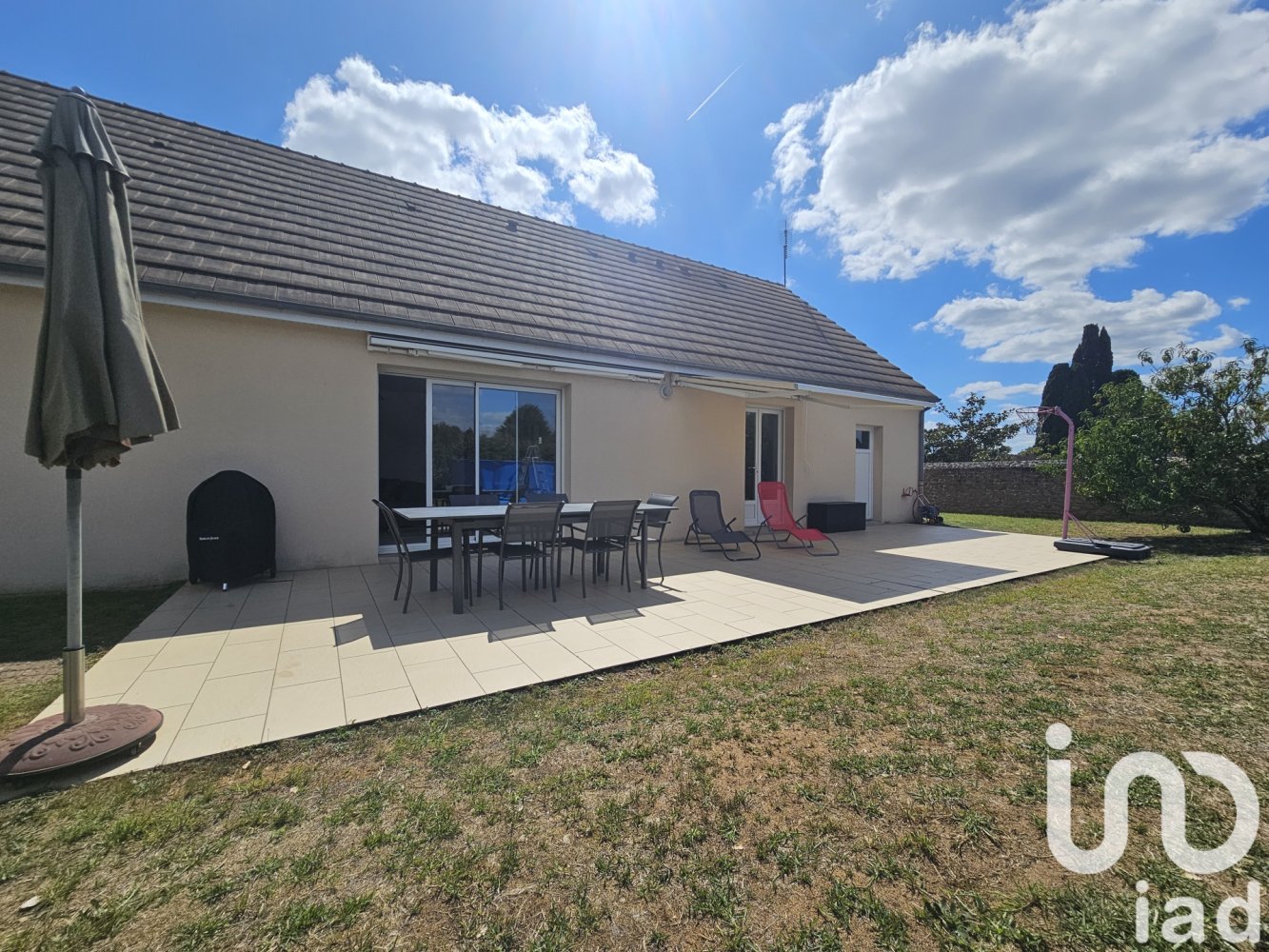 4 غرف نوم منزل في Le Luart, France رقم 348971