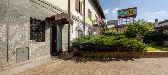 5 bedrooms Villa in Milan, Italy No. 362663 8