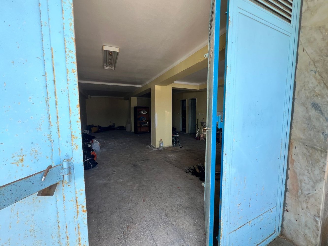 Garage in Almada, Portugal 100m², Nr. 220826