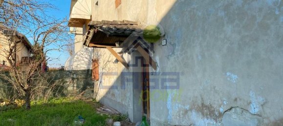 Дом с 5 комнатами в Брешелло, Италия № 167968 12