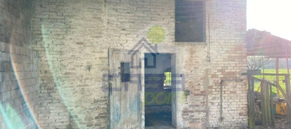 Дом с 5 комнатами в Брешелло, Италия № 167968 4