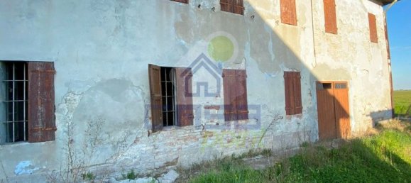 Дом с 5 комнатами в Брешелло, Италия № 167968 14