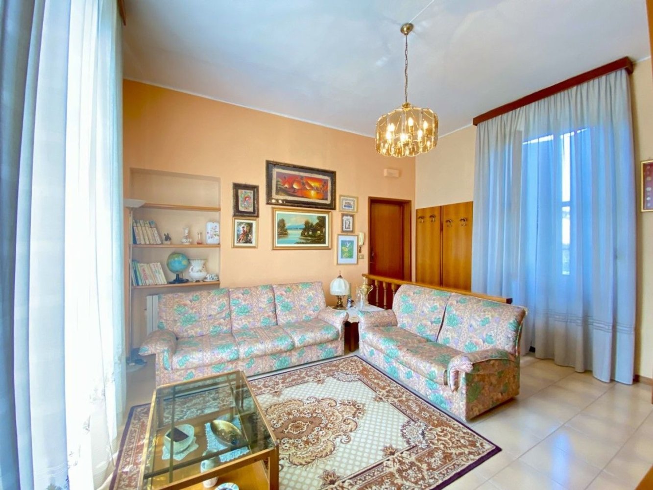 3 bedrooms Apartment in Casteggio, Italy No. 365585