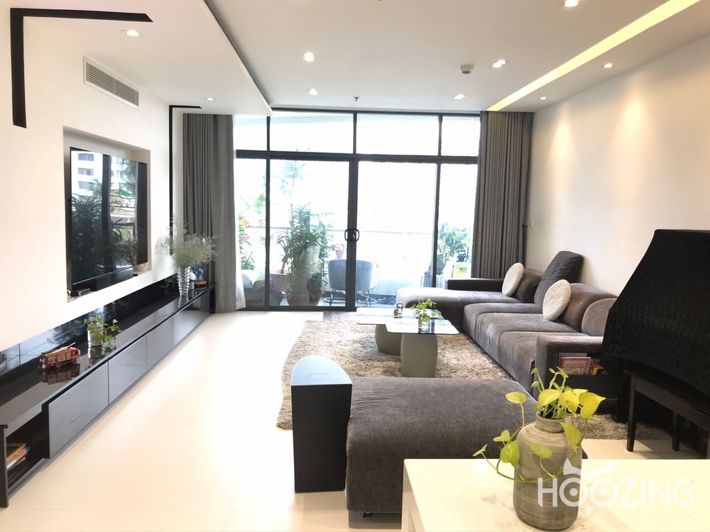 3 bedrooms Apartment in Binh Thanh, Vietnam No. 18330