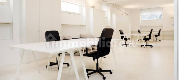 3-Zimmer Büro in Milan, Italy, Nr. 355712 2