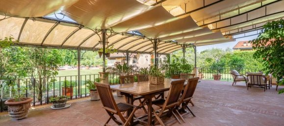 4 bedrooms Villa in Massarosa, Italy No. 142023 8