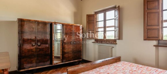 4 bedrooms Villa in Massarosa, Italy No. 142023 18