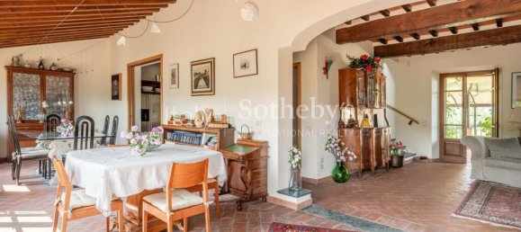 4 bedrooms Villa in Massarosa, Italy No. 142023 11