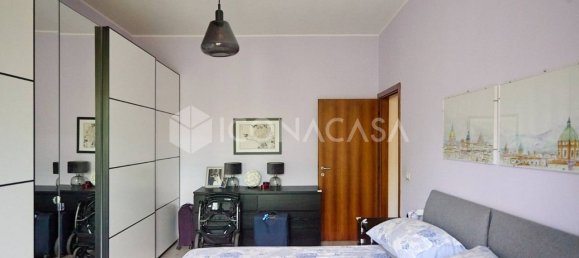 Квартира с 3 комнатами в Милан, Италия № 379122 2