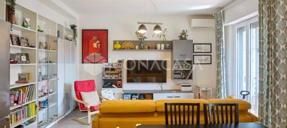 Квартира с 3 комнатами в Милан, Италия № 379122 5