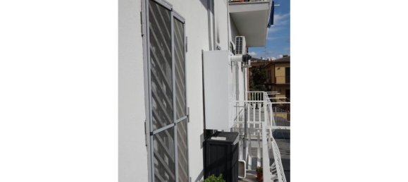 2 bedrooms Apartment in Rome, Italy No. 321393 10