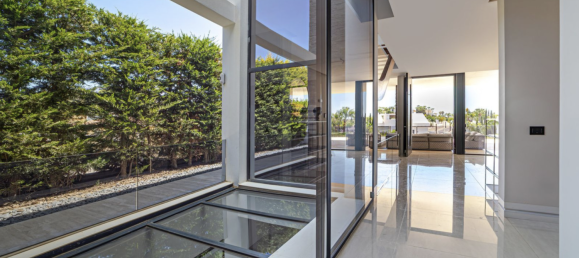 6 bedrooms House in Marbella, Spain No. 58180 13