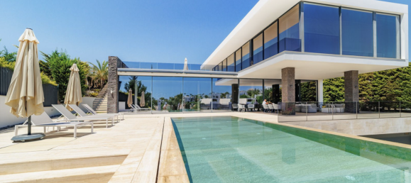 6 bedrooms House in Marbella, Spain No. 58180 3