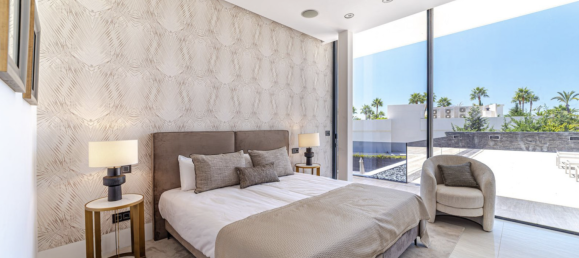 6 bedrooms House in Marbella, Spain No. 58180 18