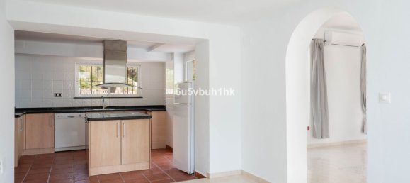 4 bedrooms Villa in Mijas, Spain No. 142025 11