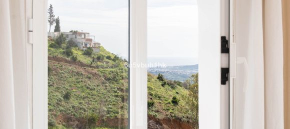 4 bedrooms Villa in Mijas, Spain No. 142025 16