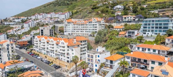 Коммерческая недвижимость 198м² в Фуншал, Португалия № 64560 16