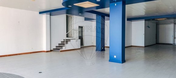 Коммерческая недвижимость 198м² в Фуншал, Португалия № 64560 23