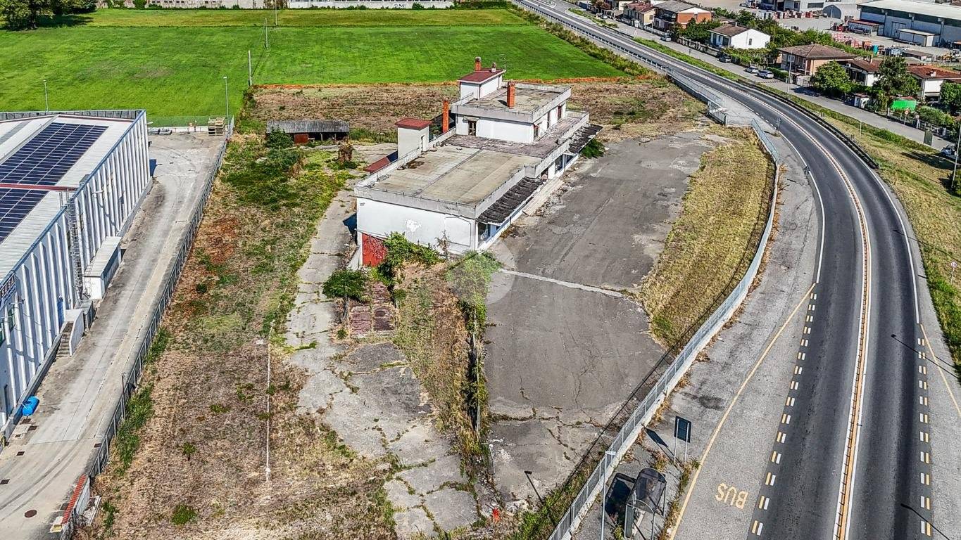 Земельный участок 9450м² в Орио Литта, Италия № 264737