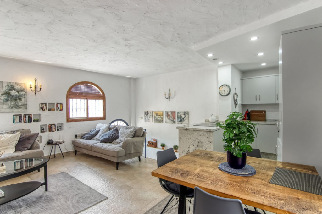 Таунхаус с 2 спальнями в Алаурин-эль-Гранде, Испания № 202032