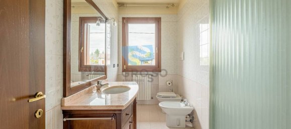 2 bedrooms Apartment in Ponzano Veneto, Italy No. 322245 14