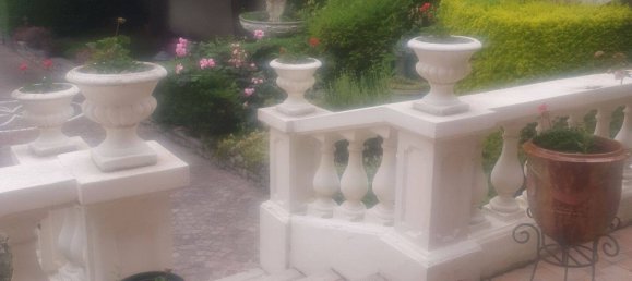 4 Schlafzimmer Haus in Unieux, France, Nr. 359772 3