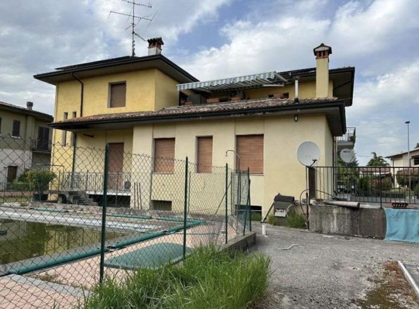 Apartamento de 3 divisões em Calcinato, Italy N.º 12165
