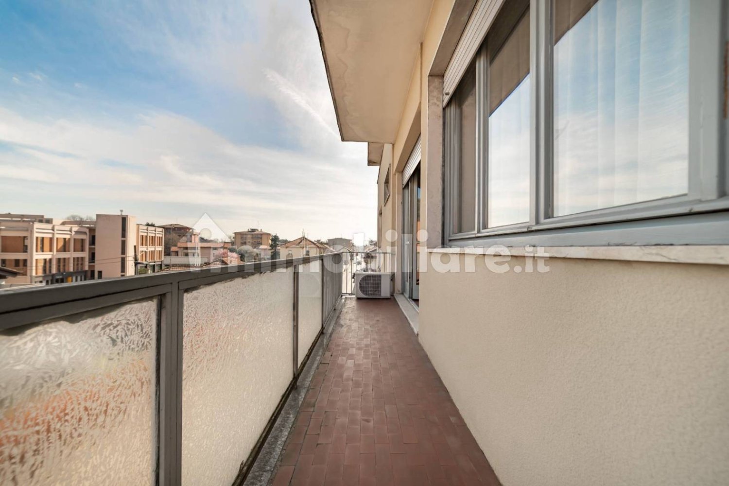 3 غرف نوم شقة في Limbiate, Italy رقم 269294