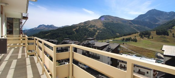 3 rooms Apartment in Sestriere, Italy No. 157696 5
