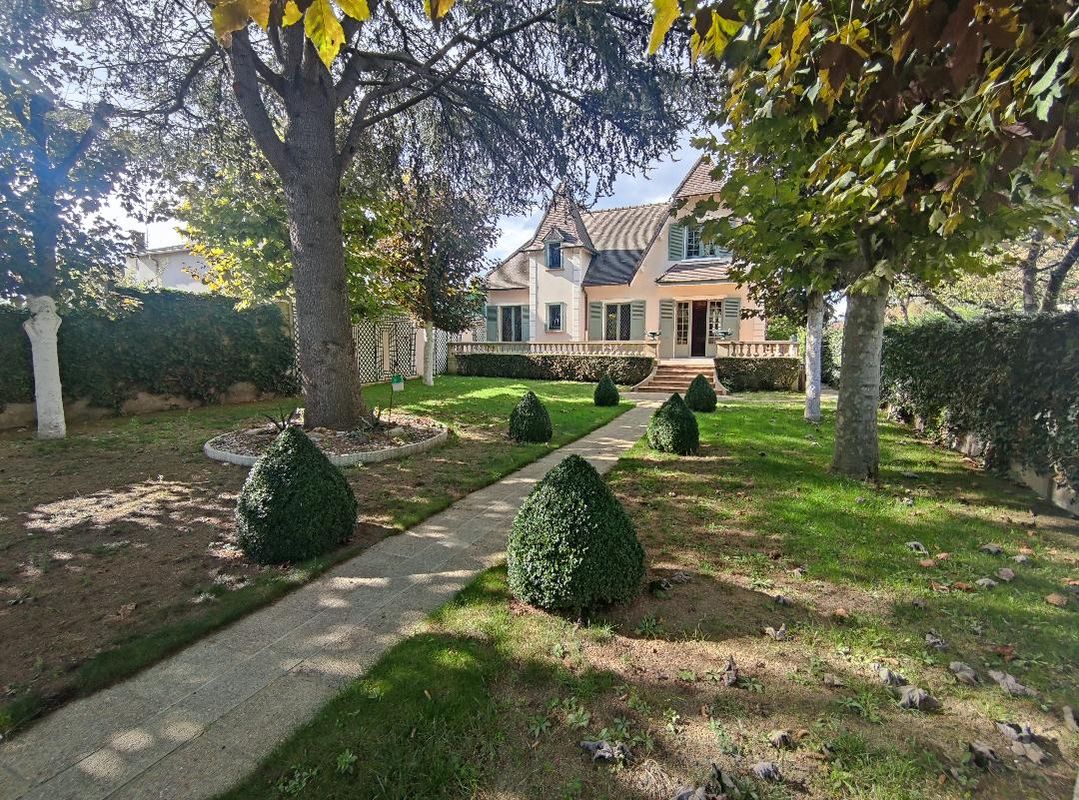 3 bedrooms House in Sartrouville, France No. 162093