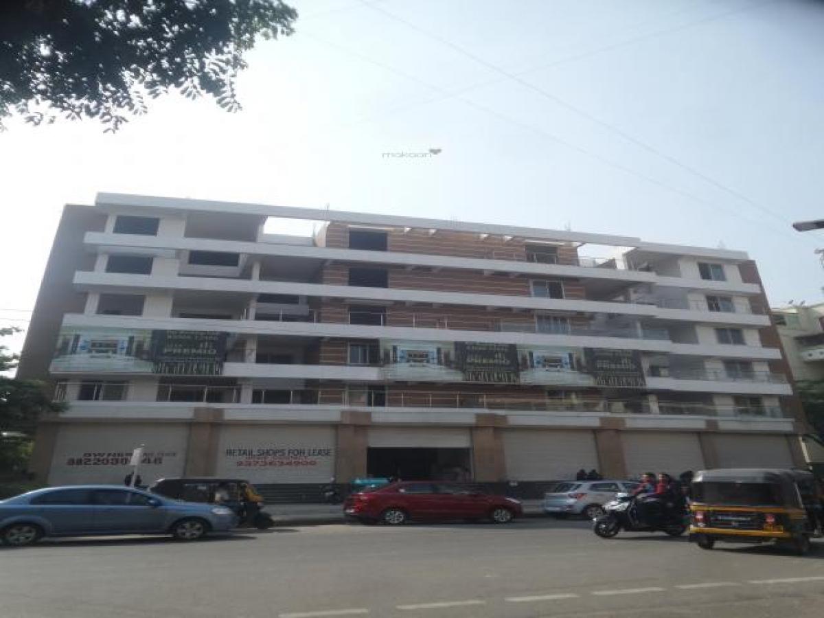 3 bedrooms House in Pune, India No. 18050