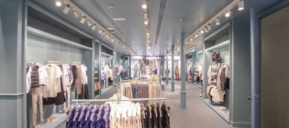 395m² Commercial property in Mahon, Spain No. 1905 14