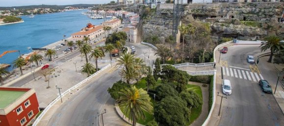 395m² Commercial property in Mahon, Spain No. 1905 2