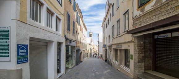 395m² Commercial property in Mahon, Spain No. 1905 4