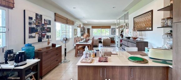 Вилла с 3 спальнями в Хуа Хин, Таиланд № 20420 2