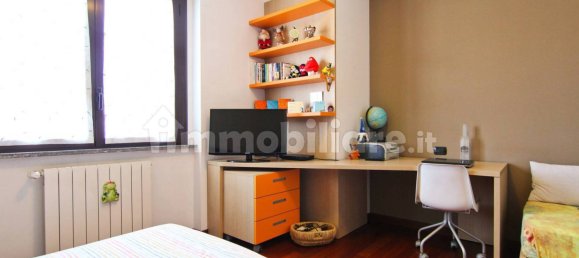 4 Schlafzimmer Wohnung in Saronno, Italy, Nr. 261951 43