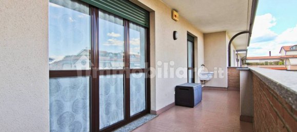 4 Schlafzimmer Wohnung in Saronno, Italy, Nr. 261951 30