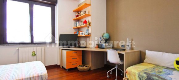 4 Schlafzimmer Wohnung in Saronno, Italy, Nr. 261951 38