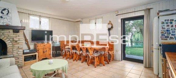 3 bedrooms Apartment in Treviso, Italy No. 347220 24