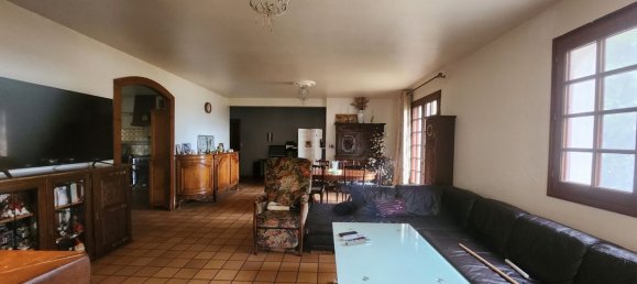 Casa de 3 dormitorios en Saint-Leonard-de-Noblat, France No. 97693 12