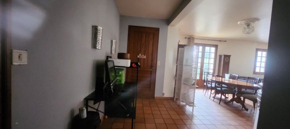 Casa de 3 dormitorios en Saint-Leonard-de-Noblat, France No. 97693 9