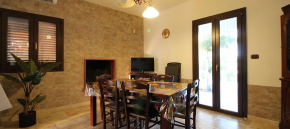 5-salle Villa à Mesagne, Italy No. 298724 7