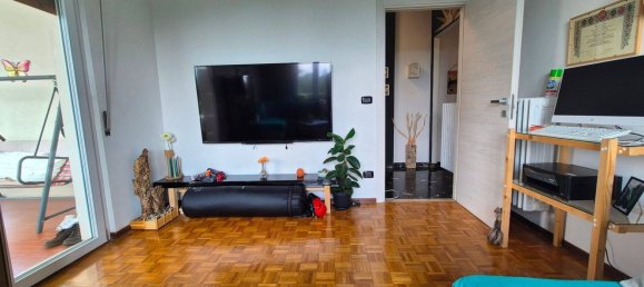 Apartamento de 3 dormitorios en Cuneo, Italy No. 319481 8