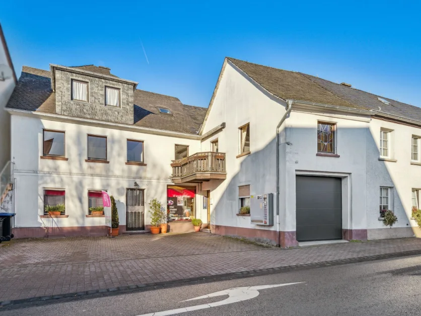 8 rooms Commercial property in Bernkastel-Wittlich, Germany No. 126823